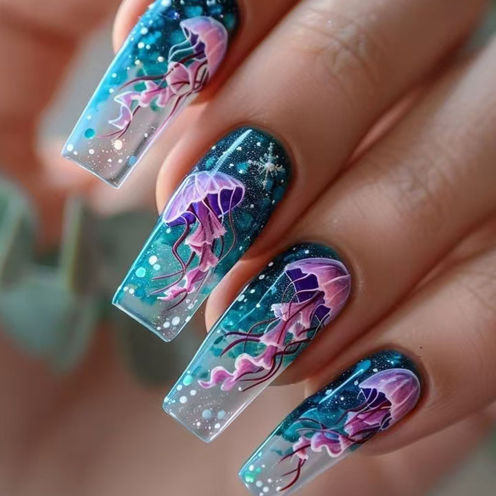 Kunstnägel mit Beeindruckendem Jellyfish-Motiv Karnz