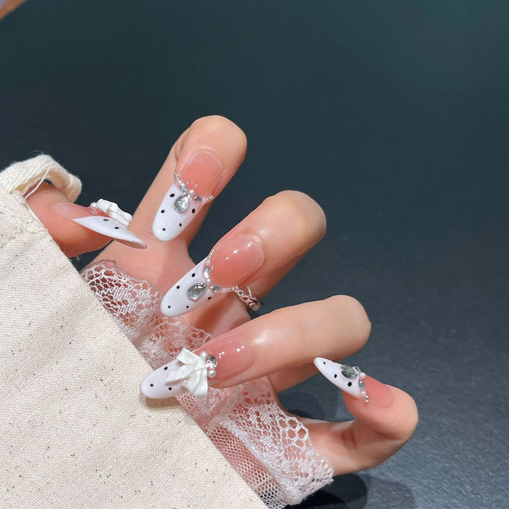 Elegante Press-On Nail Art Karnz