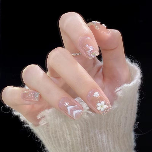 Kunstvolle Nagelkunst Karnz