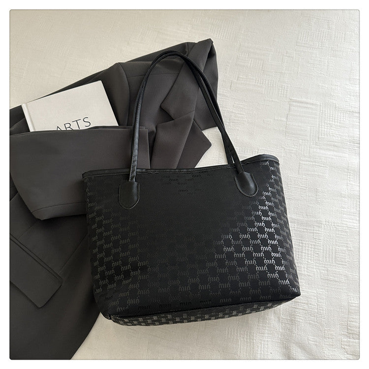 Elegante Texturierte Tragetasche Karnz