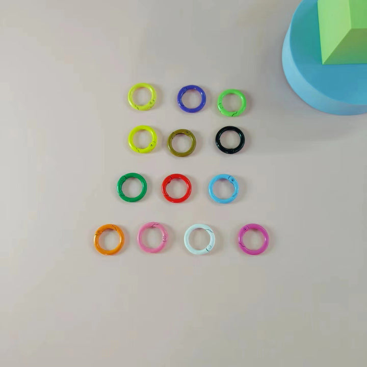 Vielseitiger Clip-On Schlüsselring Karnz