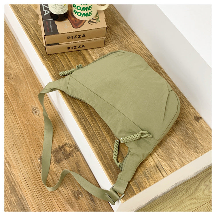 Bequeme Schultertasche mit Praktischen Fächern Karnz