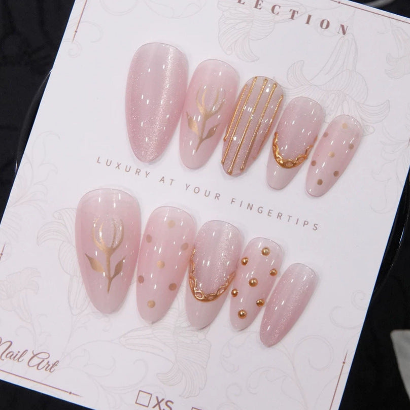 Luxus Press-On Nageldesign