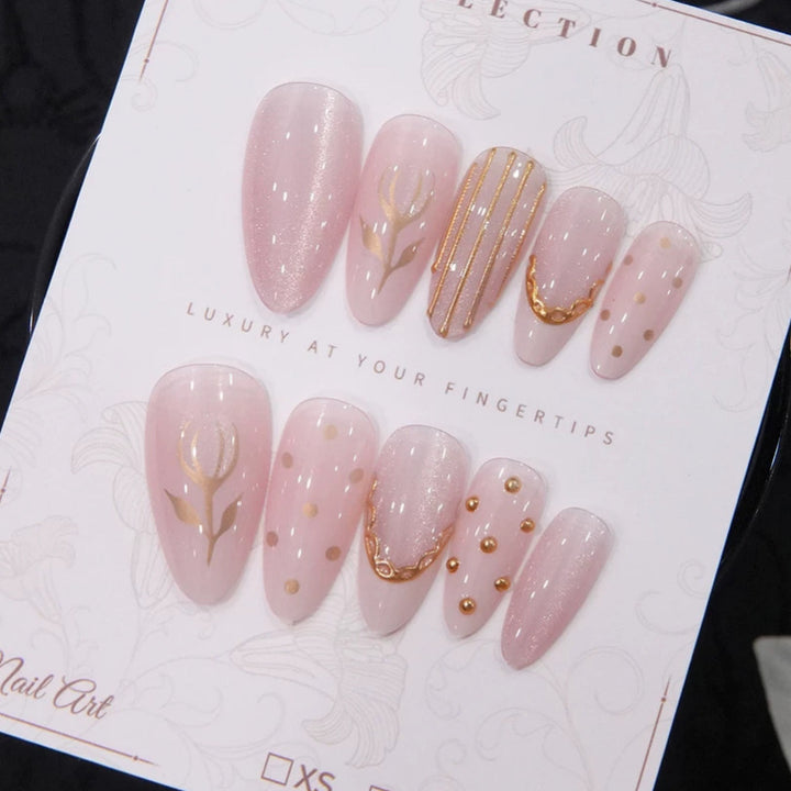 Luxus Press-On Nageldesign