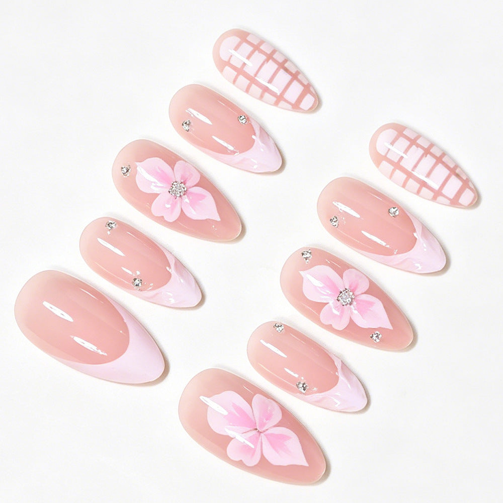 Elegante dekorative Acryl-Nagelkunst Tipps Karnz