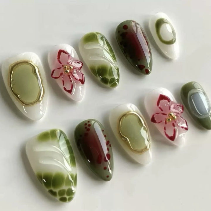 Künstlerisches Floral Press-On Nageldesign Set