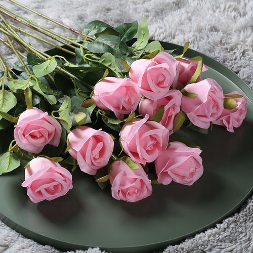Künstlicher Rosenstrauß