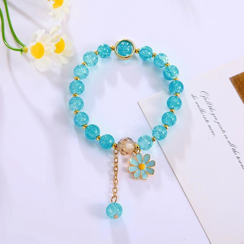 Elegantes Armband mit Blumenanhänger Karnz