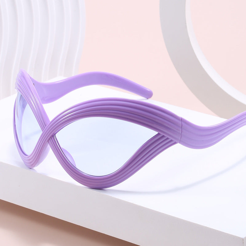 Damen trendige designer Sonnenbrille mit geschwungenem Rahmen Karnz