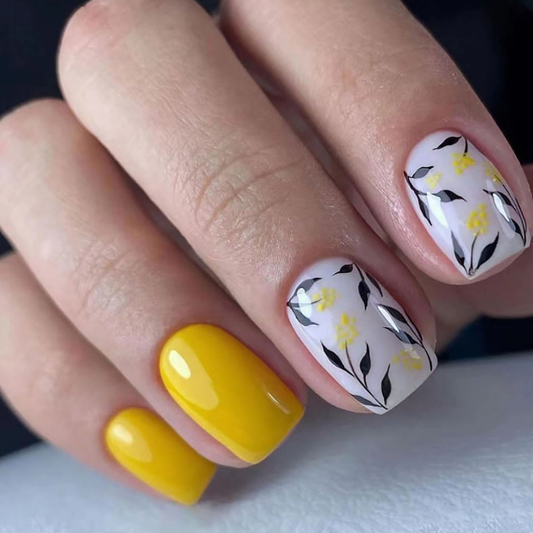 Elegantes Press-On-Nageldesign