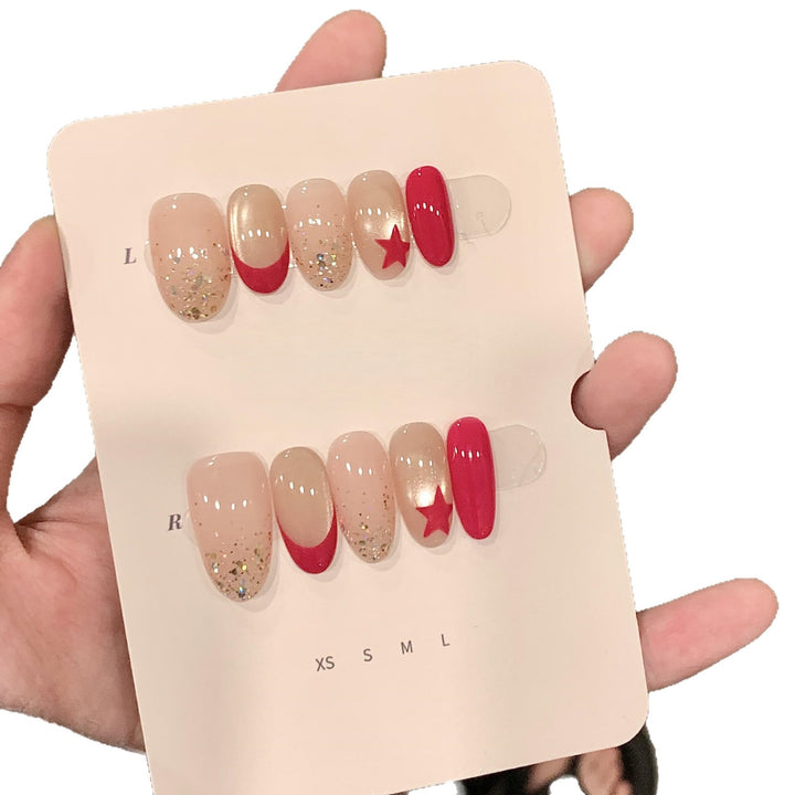 Kunstnagelknips mit Glamour-Details Karnz