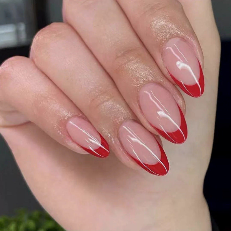 Stilvolle French Tip Press-On Nägel