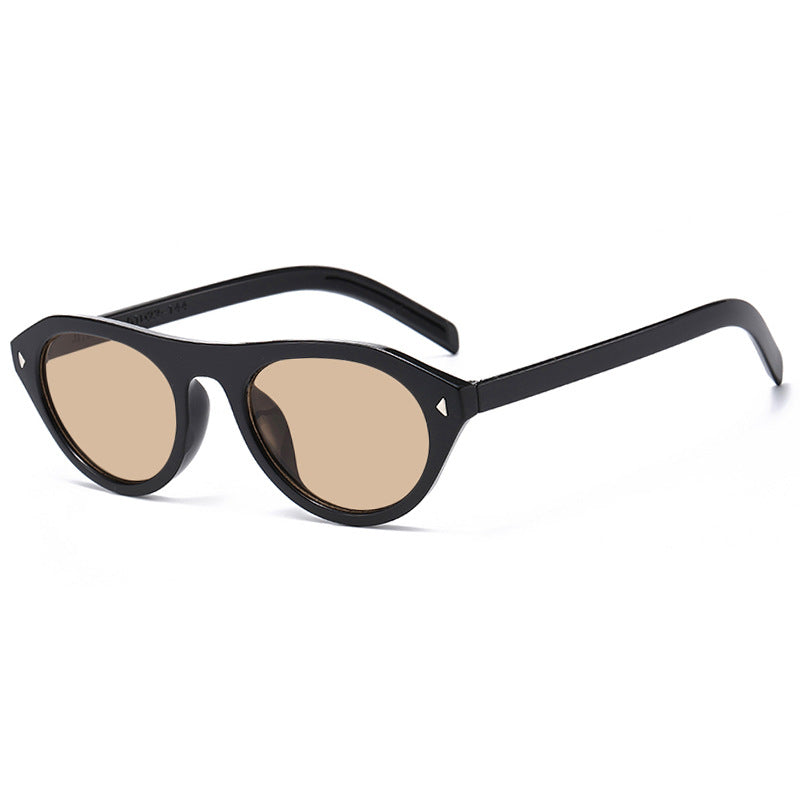 Damen modische Sonnenbrille mit geschwungenem Rahmen und schützendem UV-Filter Karnz