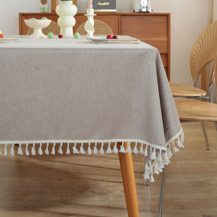 Elegante Quasten-Tischdecke