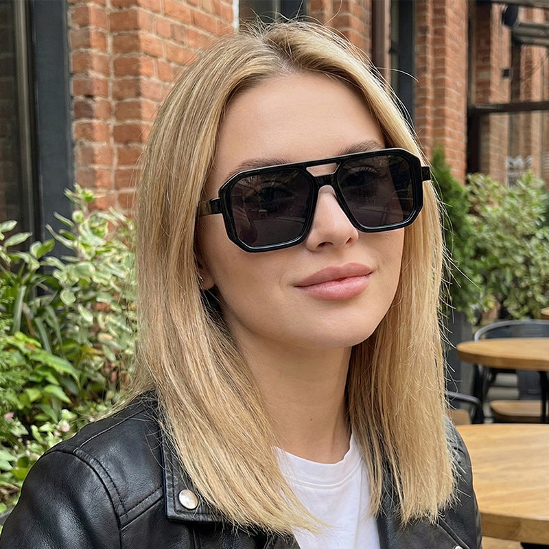 Damen Geometrische Sonnenbrille mit stylischem Muster Karnz