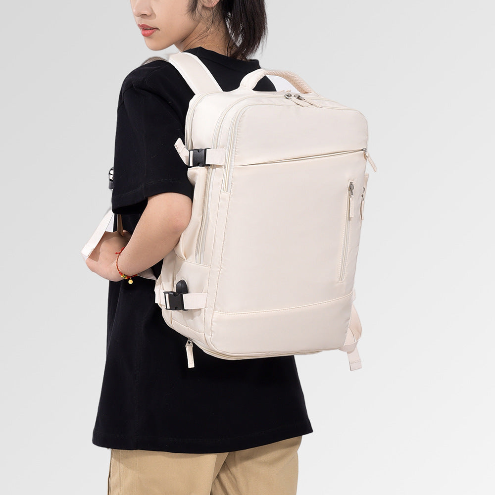 Moderner minimalistischer Laptop-Rucksack Karnz