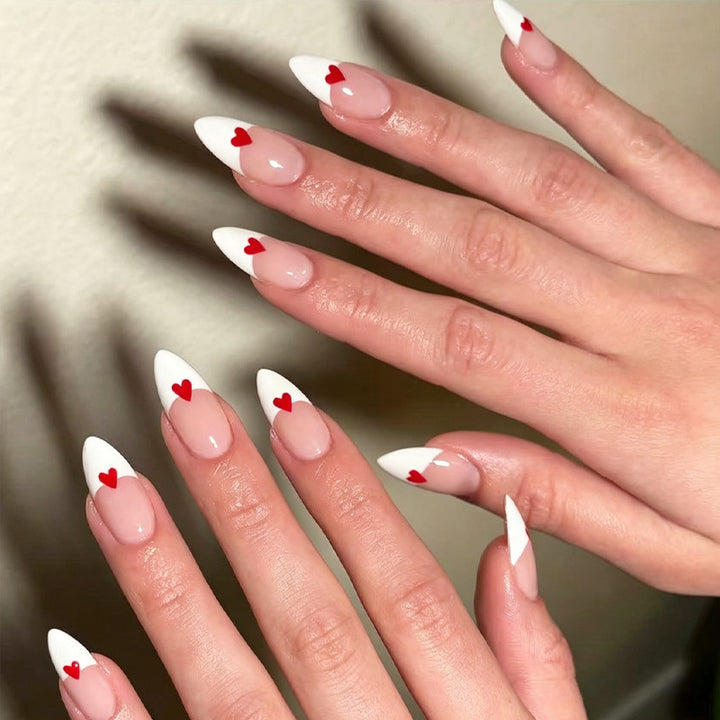 Herz-Muster Press-On Nagelkunst Karnz