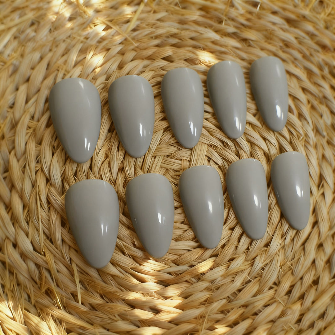 Stilvolles Mandel-Form Nagelkunst Karnz