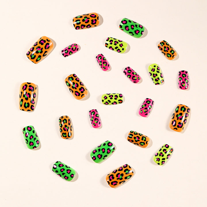 Neon Leopard Print Nagelkunst Extensions Karnz
