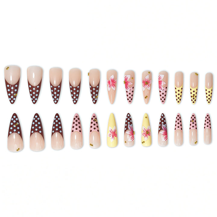 Elegante Blumen Stiletto Nagelverlängerungen Karnz