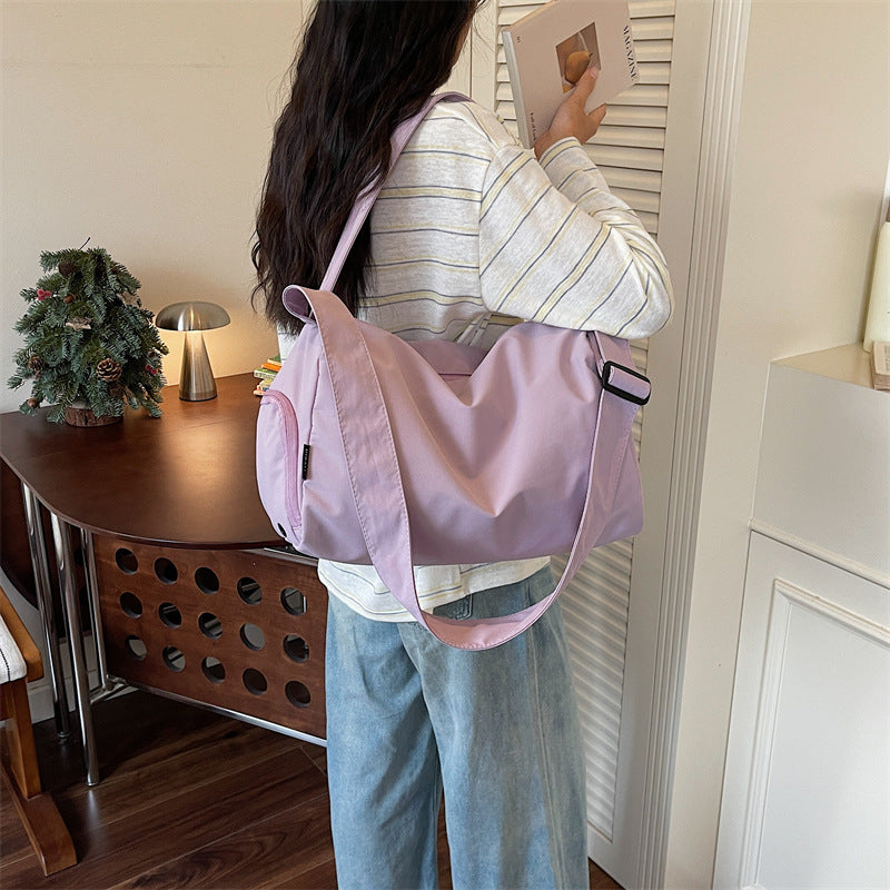Vielseitige ganzjährige Reisetasche