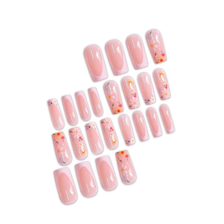 Blumenmuster Press-On Nagelkunst Karnz