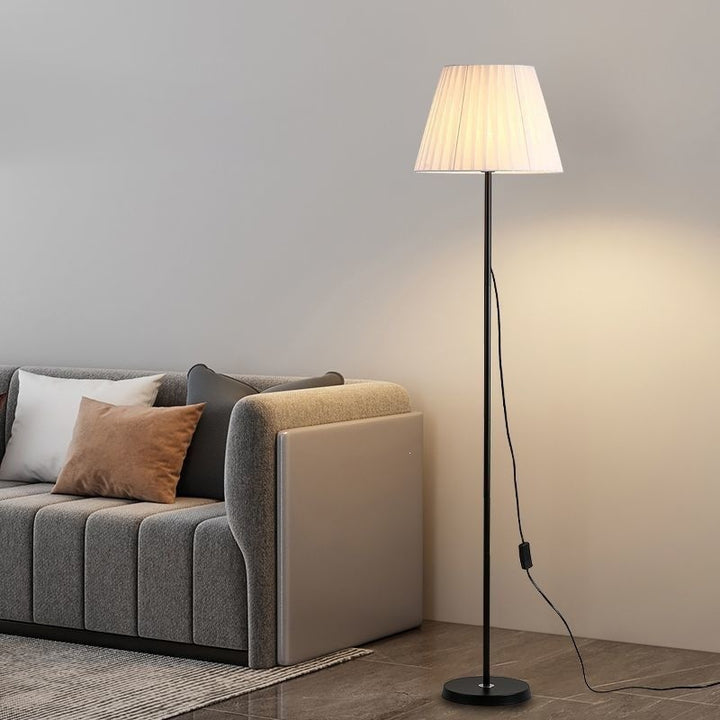 Elegante Minimalistische Stehlampe