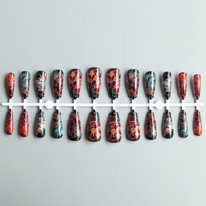 Aufwendiges Blumennagelkunst-Design-Kit