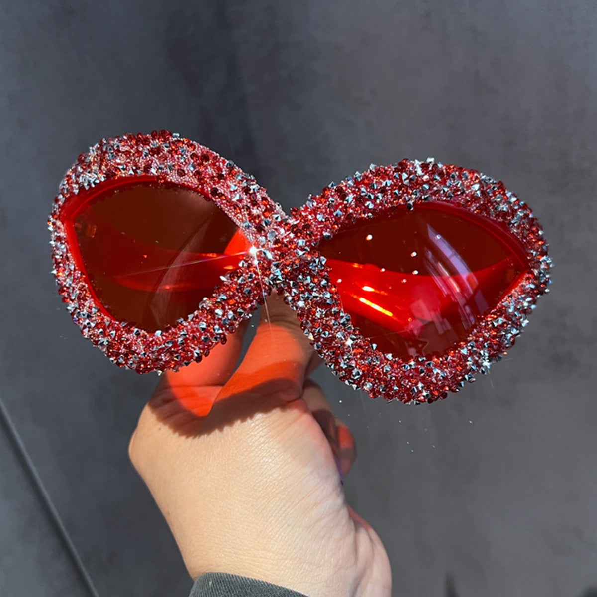 Damen extravagante Sonnenbrille mit funkelndem Kristallbesatz Karnz