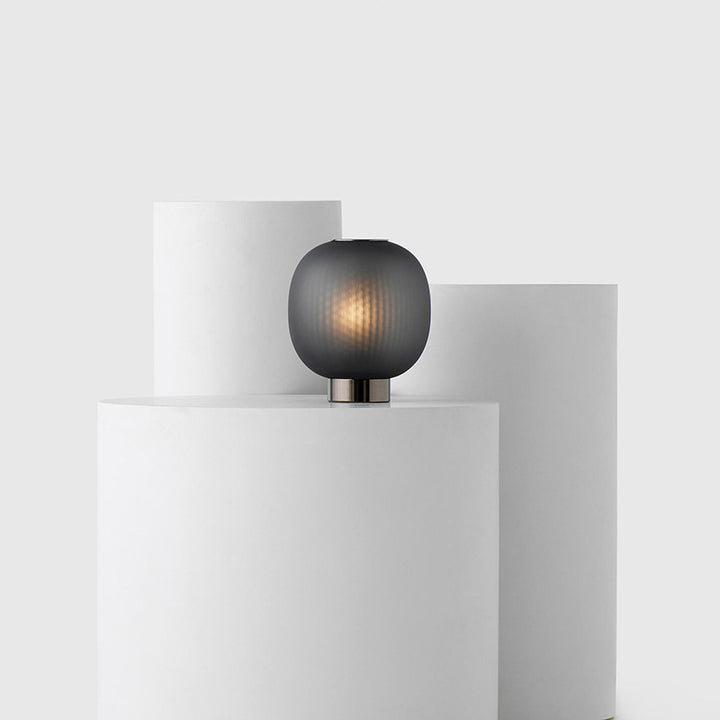 Elegante Frosted Glass Tischlampe