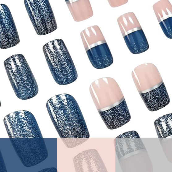Dekoratives Nagelkunstdesign Karnz
