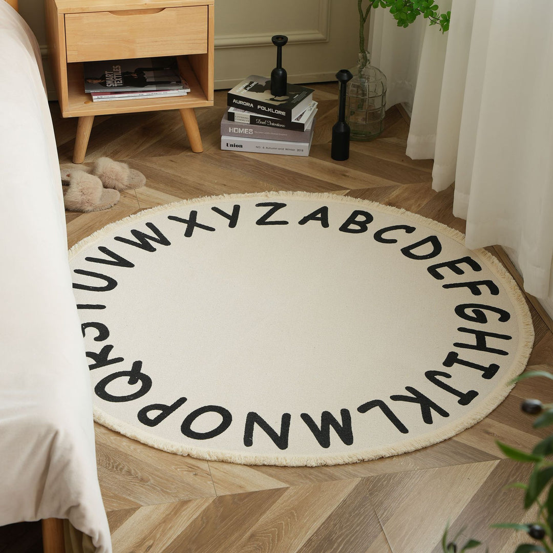 Runder gewebter Teppich mit Mandala‑Motiv, flacher Baumwoll‑Jutemix und Fransen Karnz