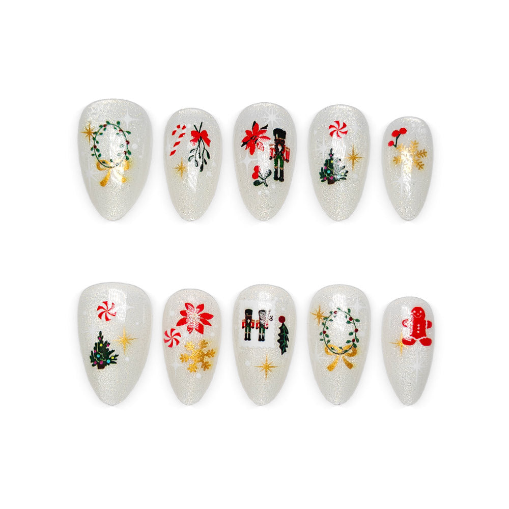 Elegante Kunstnägel mit Festlichen Weihnachtsmotiven Karnz