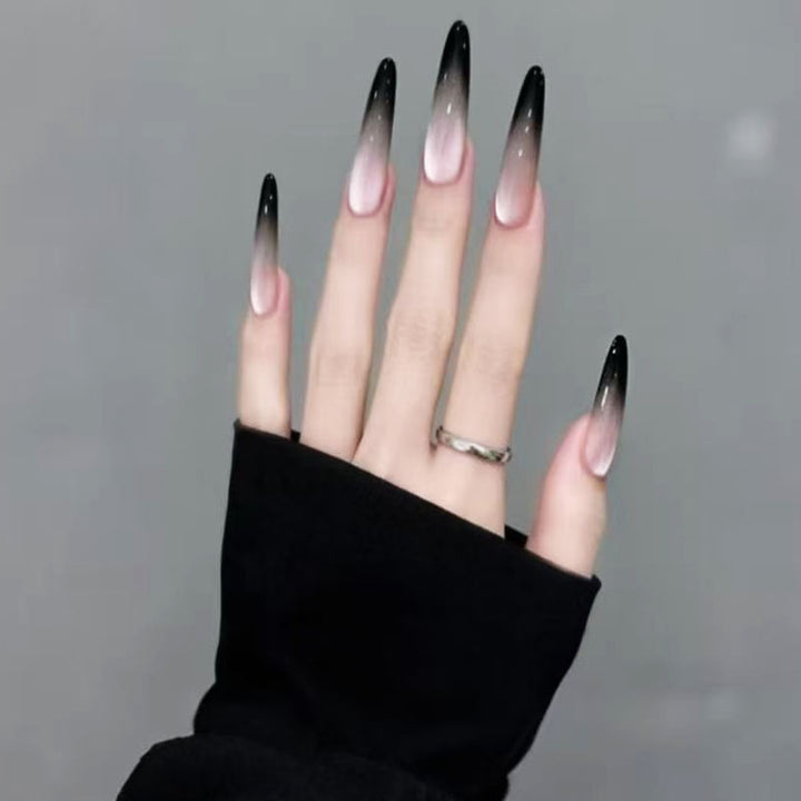 Künstlerische Lange Stiletto-Nagelverzierungen Karnz