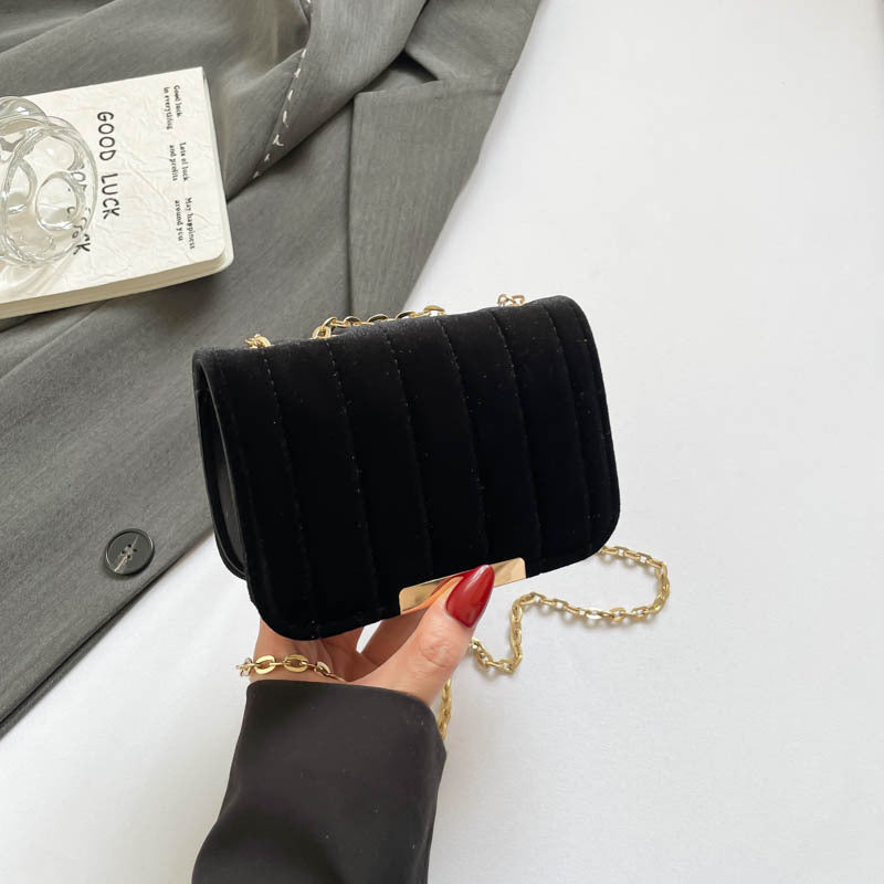 Elegante gesteppte Samt Umhängetasche Karnz