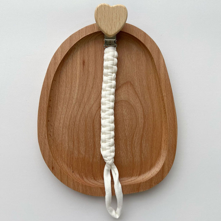 Geflochtener Baumwoll-Schnuller- und Beißring-Clip mit herzförmiger Holz-Sicherheitsklemme