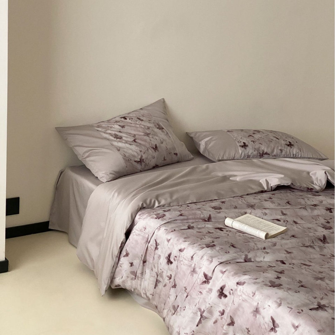 Luxuriöses Satin-Bettbezug-Set mit spitzenbesatz