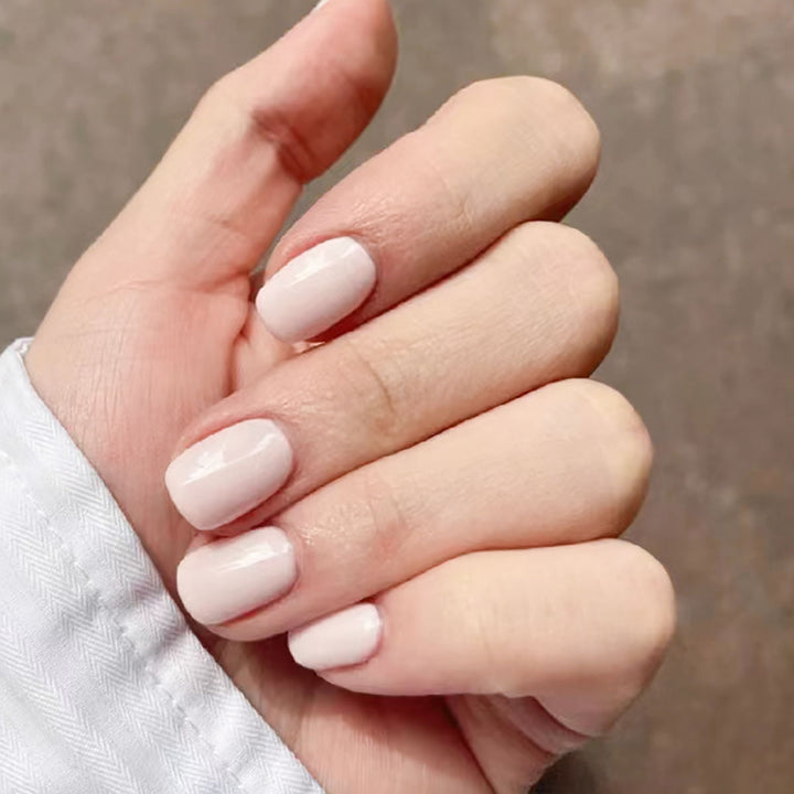 Glänzender natürlicher Nagel-Finish