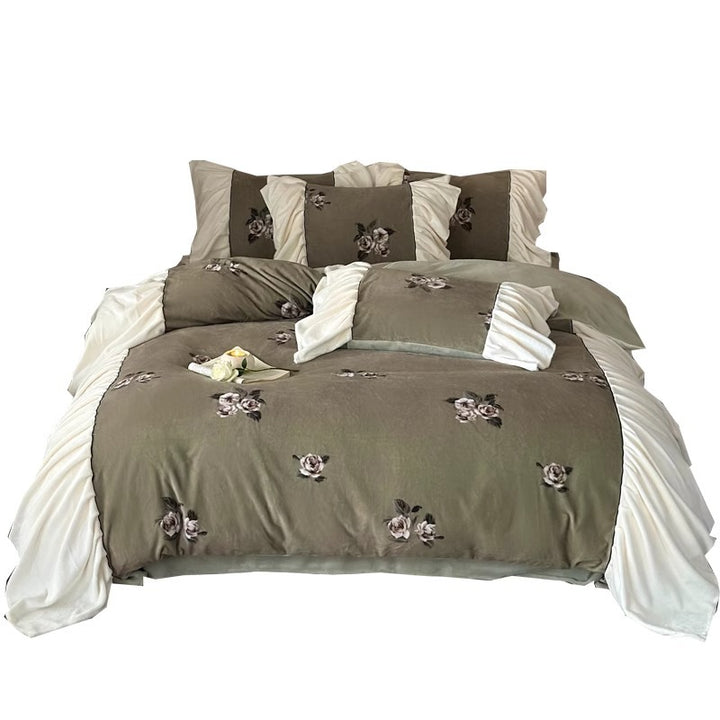 Bestickte Samt Rüschende Bettdeckenbezugset mit Floralen Appliqué Kissenbezügen