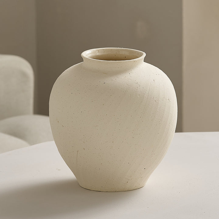 Elegante Keramikvase mit organischen Formen Karnz