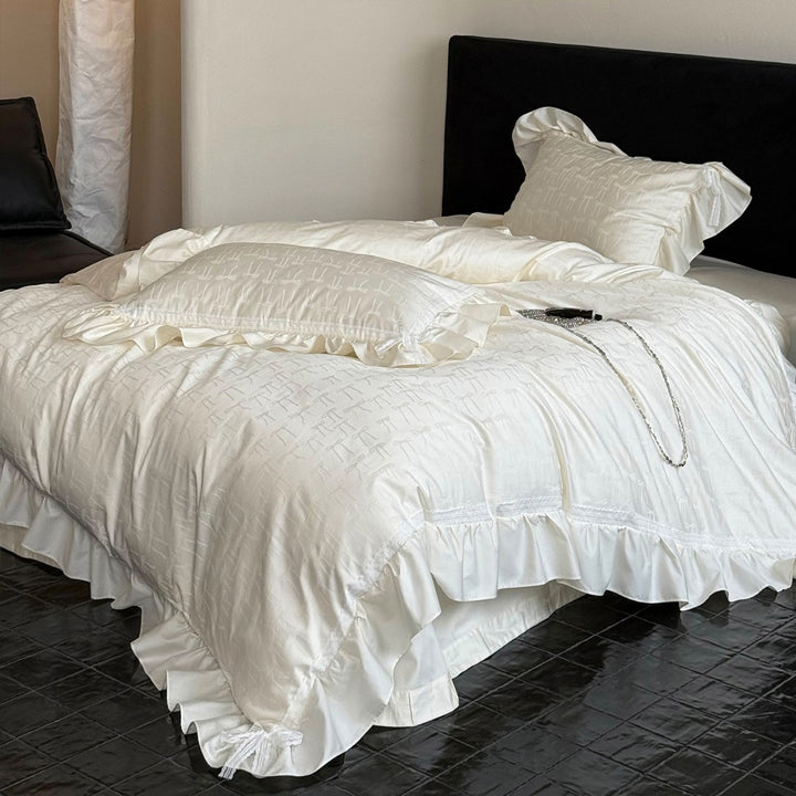 Rüsch-Jacquard-Schleifenmuster-Satin-Bettbezug-Set mit Spitzenbesatz und Kissenbezügen