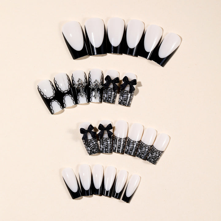 Gothic inspirierte Stiletto-Nagelkunst-Erweiterungen Karnz