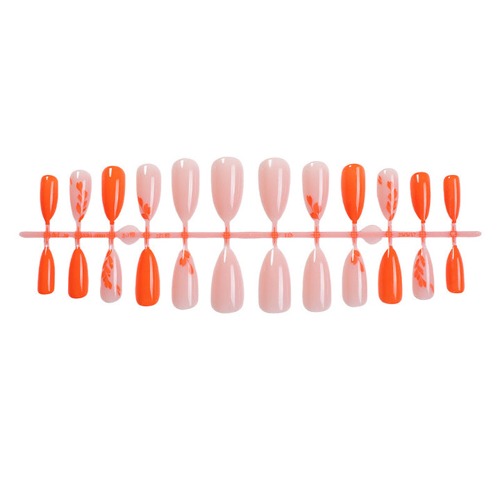 Künstlerisches Press-On Nail Set mit saisonalen floralen Designs Karnz