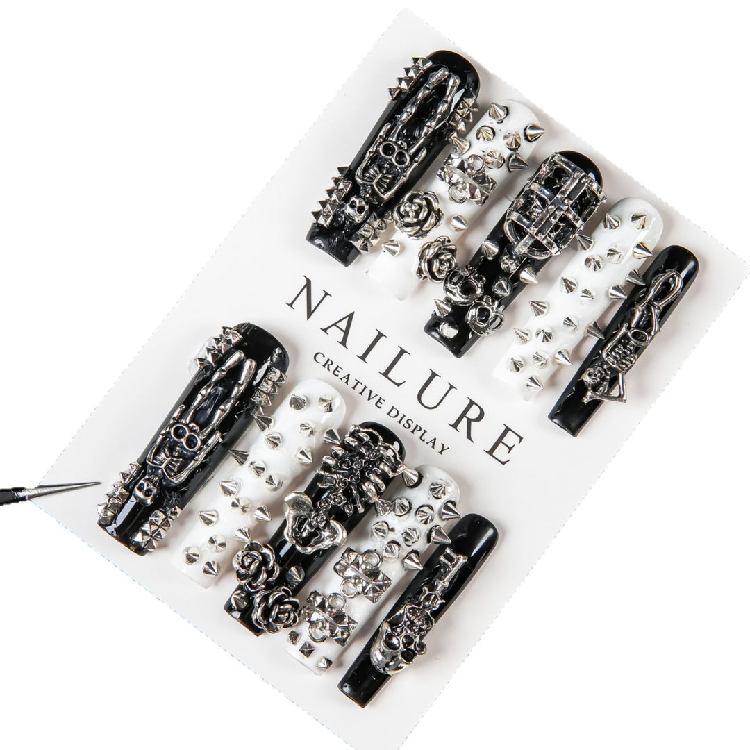 Dekorativer gotischer Press-On Nagelset