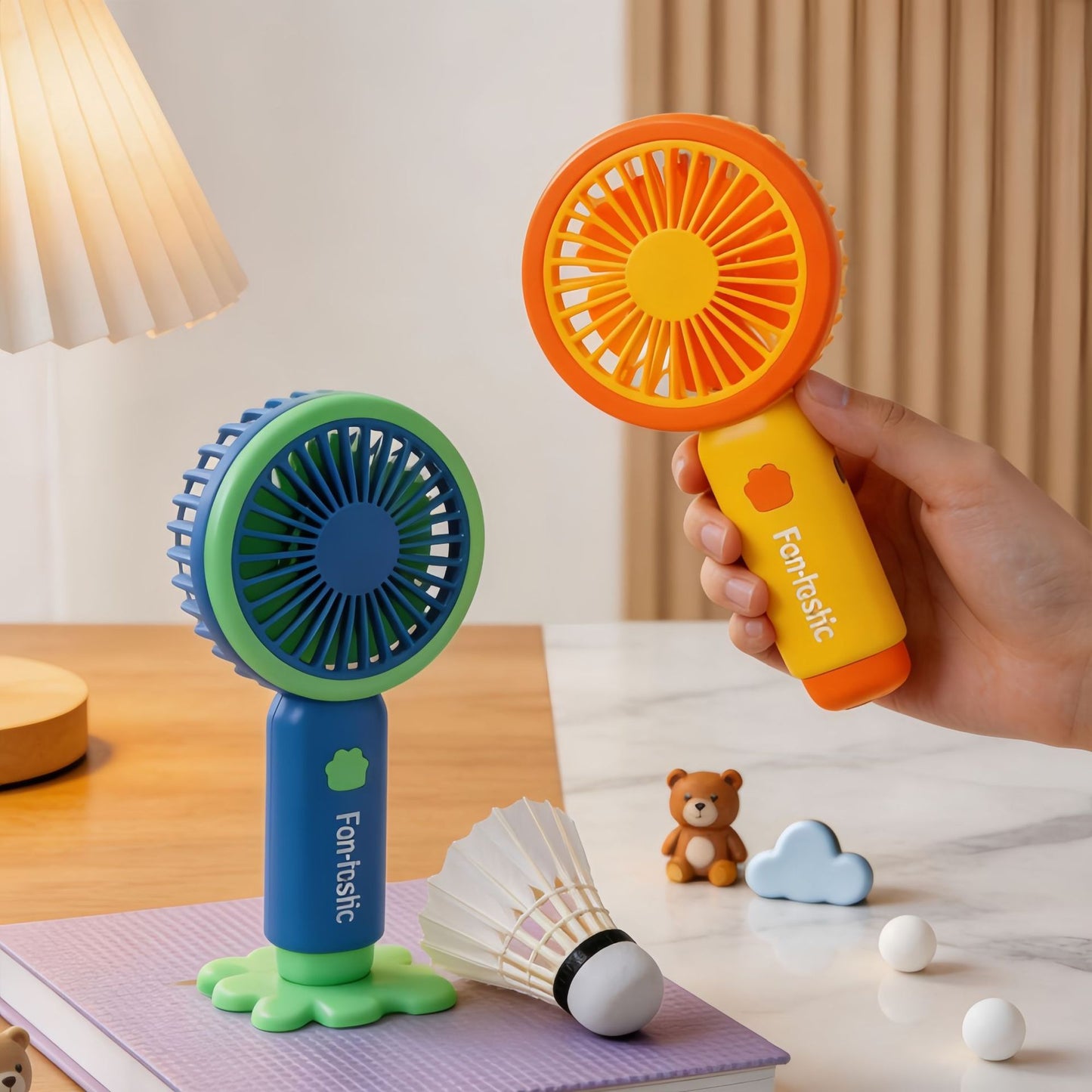 Damen Tragbarer Mini-Ventilator mit Sprühfunktion und USB-Ladeoption Karnz