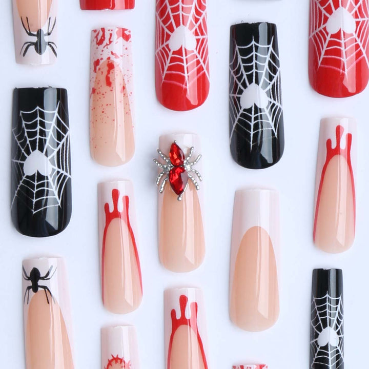 Kreative Kunstnägel mit Halloween-Motiv Karnz