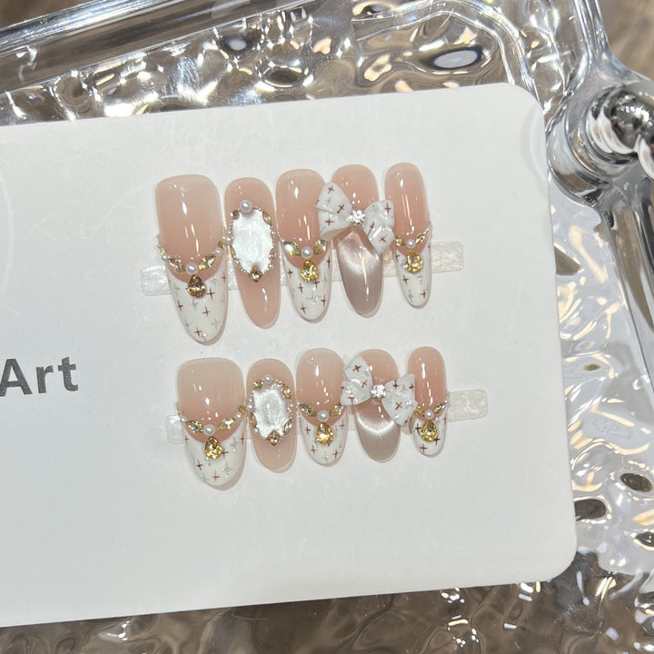 Dekorativer Nagelkunst Set Karnz