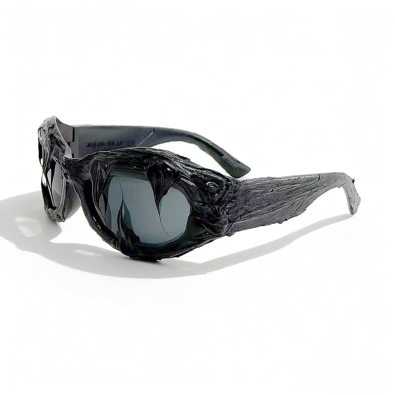 Damen futuristische Design-Sonnenbrille mit einzigartiger strukturierter Oberfläche Karnz