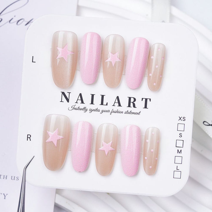Kreatives thematisches Press-On-Nagelset Karnz