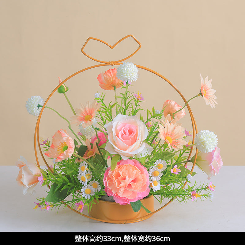 Künstlerisches Floralzentrumstück